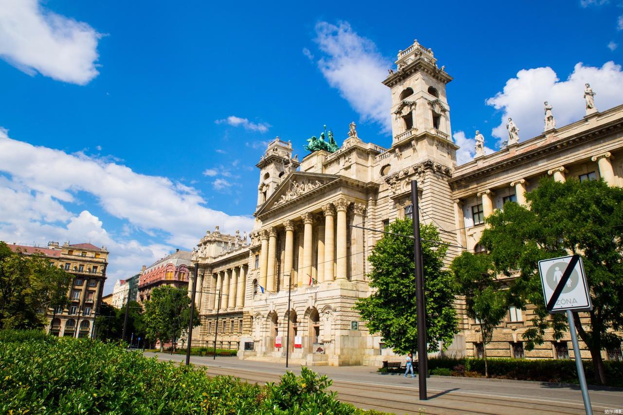 Sunflower Aparthotel Budapest Luaran gambar